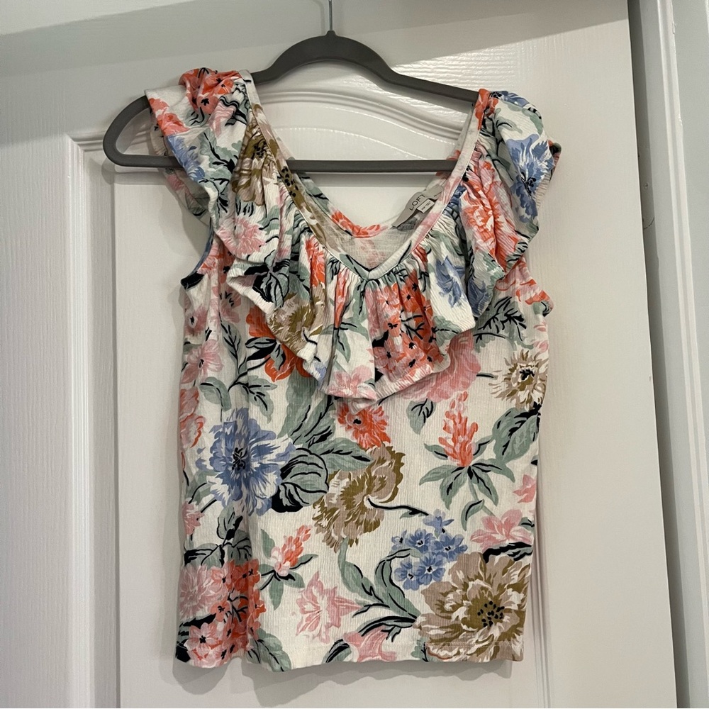 LOFT Floral V-Neck Blouse with Ruffle Size XSP